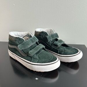Vans Off the Wall Kids Green High-Top Shoes Size 2.0
